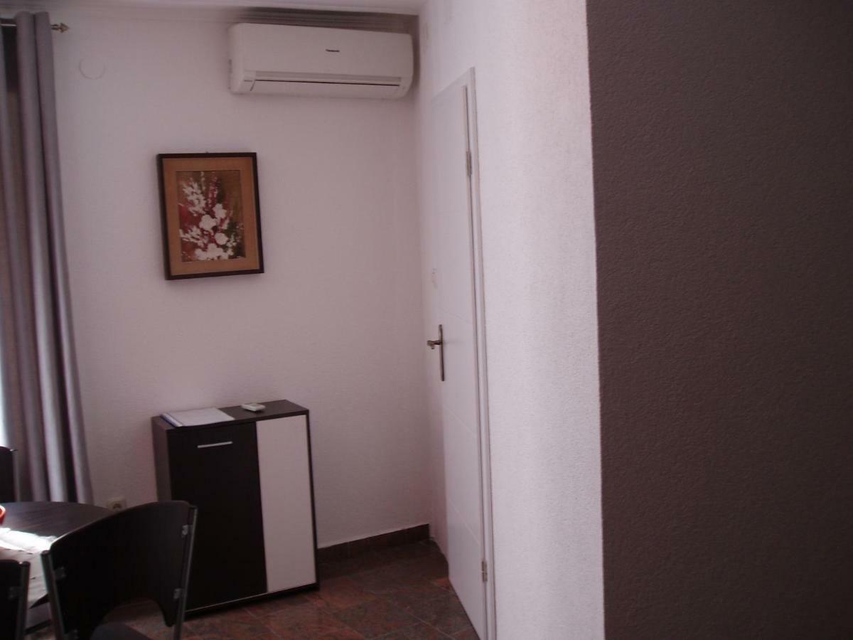Apartment Oaza Rovinj Exterior photo